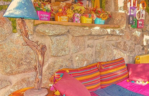 El Boalo Cottage | Hobbit fantasy house for rent in August