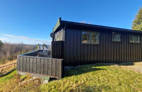 Nes Cabin | Høgbu - Cozy Cabin with a spectacular View