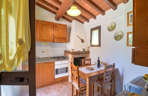Ferretto House | Holiday Home in Tuscany with Pool