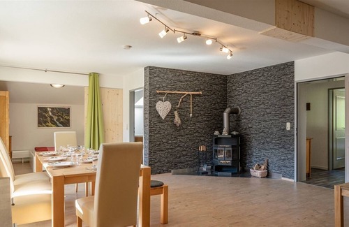 Pfafflar Apartment | holiday apartment/apt. for 8 guests with 100m² in Bschlabs (162321)