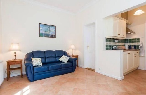 Viranyos House | Holiday apartment Budapest for 1 - 2 persons - Holiday house