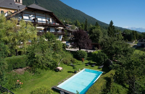 Telfes im Stubai Apartment | Holiday apartment for 4 pers with BALCONY, SWIMMING POOL, GARDEN, cable cars in the summer for free