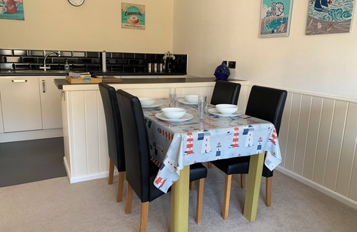 Millendreath Apartment | Holiday apartment near the sea. Millendreath Beach, Millendreath, Looe, Cornwall