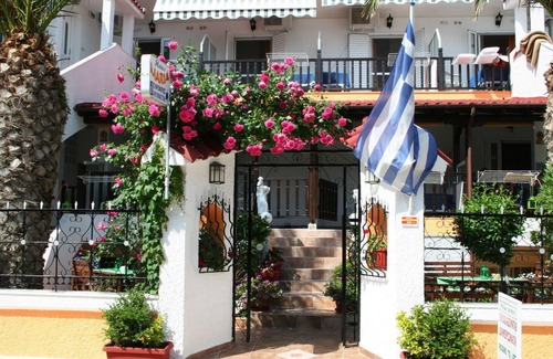 Nea Potidaia Apartment | Holiday apartment Nea Moudhania for 1 - 4 persons with 2 bedrooms - Holiday apartment in one or mult