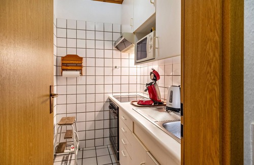 Jaderaltendeich Apartment | Holiday Apartment "Günthers Deichstube" with Shared Terrace