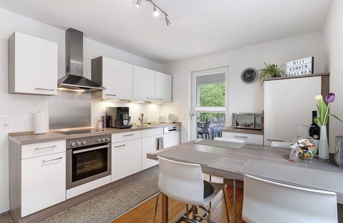 Lahr Apartment | Holiday Apartment "Haus No 6" with Shared Garden, Balcony & Wi-Fi
