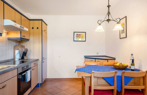 Schweighof Apartment | Holiday Apartment 'Im Sägegässle' with Mountain View, Private Terrace and Wi-Fi