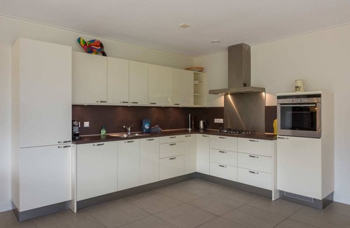 Oranjeplaat House | Holiday apartment in a prime location