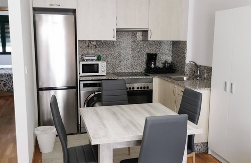 O Pindo Condo | Holiday apartment in the fishing port.