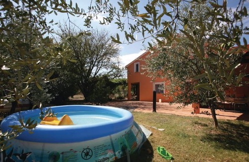 Peruski Apartment | Holiday apartment Krnica for 1 - 8 persons with 3 bedrooms - Holiday apartment