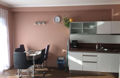 Siofok Aranypart Apartment | Holiday apartment Siófok for 1 - 4 persons with 1 bedroom - Row house