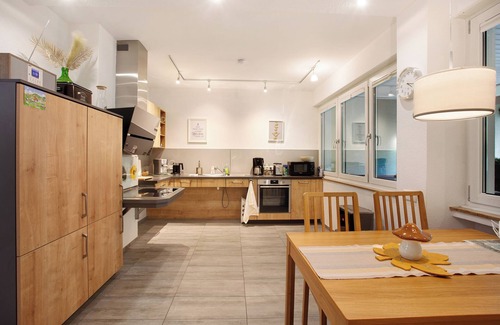 Neheim Apartment | Holiday Apartment "Stadt Land Fluss Plus" with Private Terrace and Wi-Fi