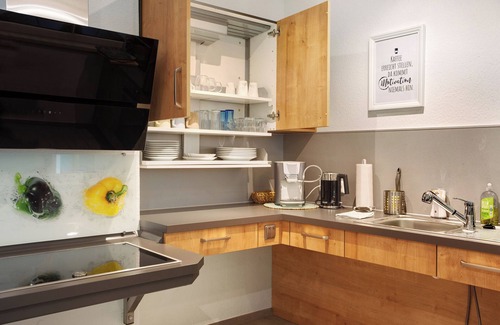 Neheim Apartment | Holiday Apartment "Stadt Land Fluss Plus" with Private Terrace and Wi-Fi