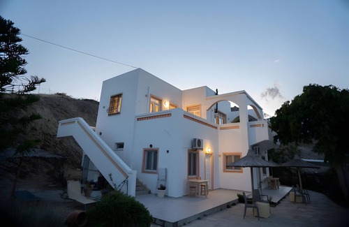 Mirtos Apartment | Holiday Apartment "Standard" with Sea View, 2 Shared Terraces & Wi-Fi
