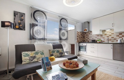 Bahia Calma Apartment | Holiday Apartment "Torre 3" with Sea View, Terraces & Wi-Fi