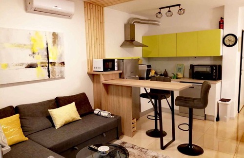 Silo Apartment | Holiday apartment with an outdoor pool