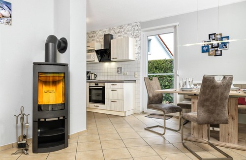 Kaltenhof House | Holiday home Harmonie - Cozy, completely fenced holiday home in Kaltenhof.