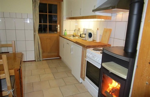 Esch House | Holiday Edenhofer - 8-bed cottage