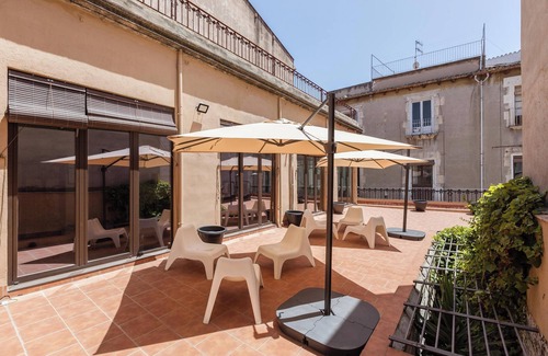 Vilafranca del Penedes House | Holiday Home Casa Palma 12 with Terrace, Balcony & Wi-Fi