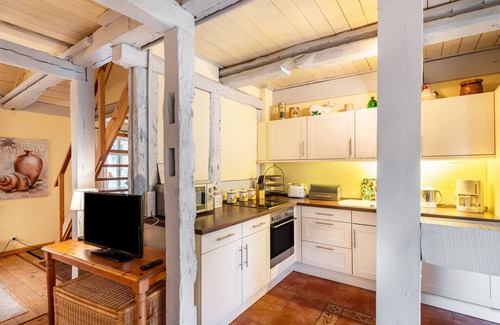 Abbendorf House | Holiday Home 'Altes Nachtwächterhaus' with Private Terrace and Wi-Fi