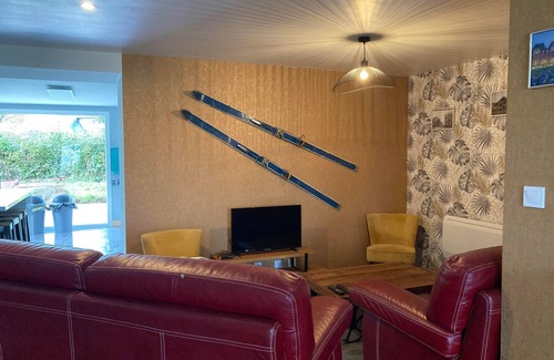 Auvillers-les-Forges House | Holiday Home "Gîte Le Corbeau" with Private Terrace, Private Garden & Wi-Fi