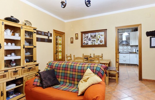 Ventas del Carrizal House | Holiday Home 'Casa Rural La Atalaya' with countryside View, Private Pool and Wi-Fi