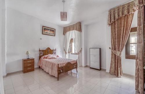 Villanueva de San Juan House | Holiday Home in Villanueva near El Terril Peak