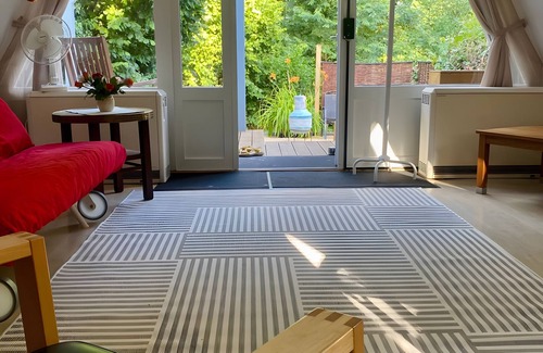 Billerbeck House | Holiday Home 'Am Waldrand' with Private Terrace, Private Garden and Wi-Fi