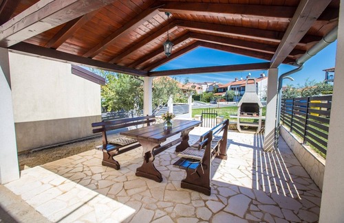 Brulo House | Holiday Home Anamaria