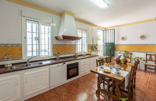 La Lantejuela Cottage | Holiday Home Berraquero