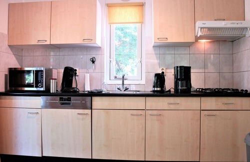 Lemele House | Holiday home Buitenplaats Berg with 5 rooms