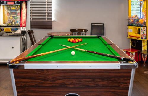 Knaresborough Apartment | Holiday Home by the river Nidd 4