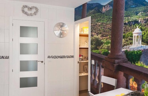 Puerto de Soller House | Holiday Home 'Con Encanto' with Private Terrace, Wi-Fi and Air Conditioning