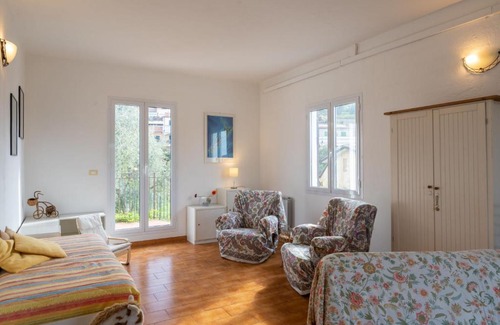 Civezza House | Holiday Home Ca' del Sole by Interhome