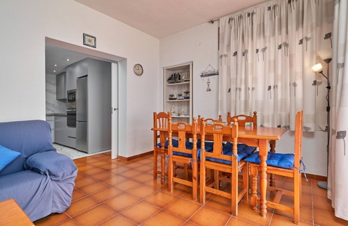 Almunecar House | Holiday Home 'Casa Vistamar' with Sea View, Private Pool and Wi-Fi