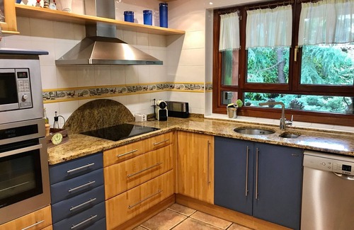 Murgia House | Holiday Home 'Caserio Arrigorri' with Balcony and Wi-Fi
