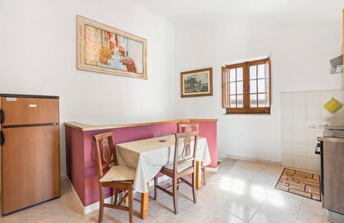 Scano di Montiferro House | Holiday Home 'Dimora' with Mountain View, Wi-Fi and Air Conditioning