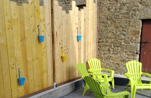 Saint-Carreuc House | Holiday Home "Do Mi Si La Do Ré" with Private Garden & Wi-Fi
