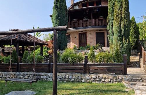 Ljubovija House | Holiday Home Drinsko svitanje