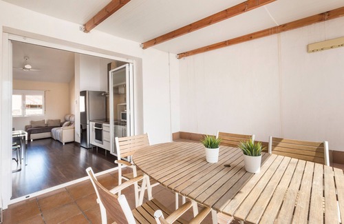 Espinardo House | Holiday Home "Espinardo" with Private Terrace & Wi-Fi