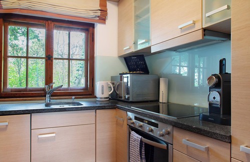Munchen District House | Holiday Home 'Ferienhaus Auszeithaus' with Private Terrace, Private Garden and Wi-Fi