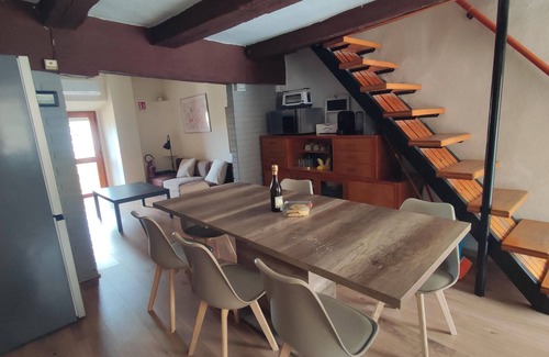 Loiano House | Holiday Home 'Gnazzano Home 1' with Mountain View, Wi-Fi and Air Conditioning
