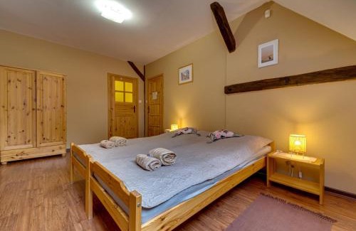 Chlebice House | Holiday Home Gościniec Pod Dwoma Sercami by Interhome