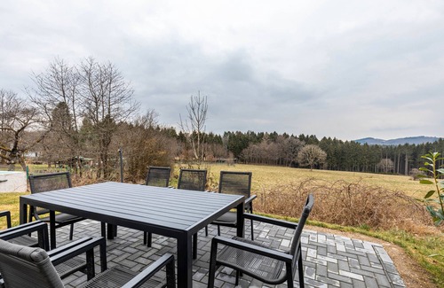 Bad Muenstereifel House | Holiday Home 'Igelweg' with Private Terrace and Private Garden