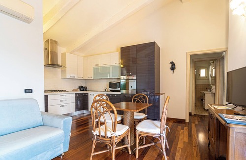 Briffi House | Holiday Home 'Il Casale - Villa - 6km Da Finale' with Mountain View, Wi-Fi and Air Conditioning