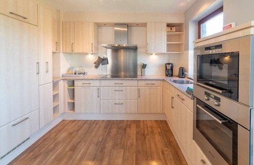 Borlon House | Holiday Home in Borlon with Terrace