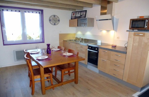 Cleder House | Holiday Home in Cléder near Amiets Beach