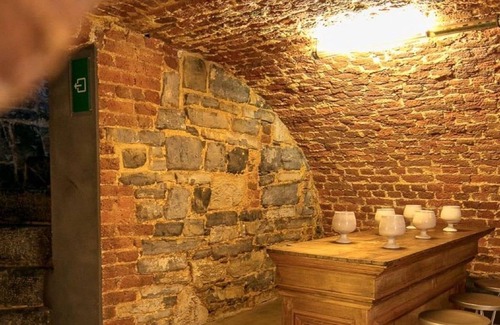 Anhee House | Holiday Home in Denée, halfway between Namur and Charleroi