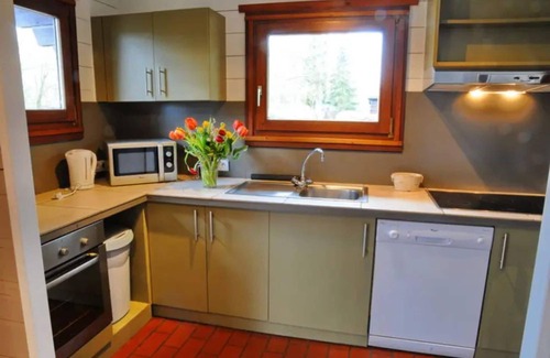 Hour House | Holiday Home in Houyet near Royal Castle