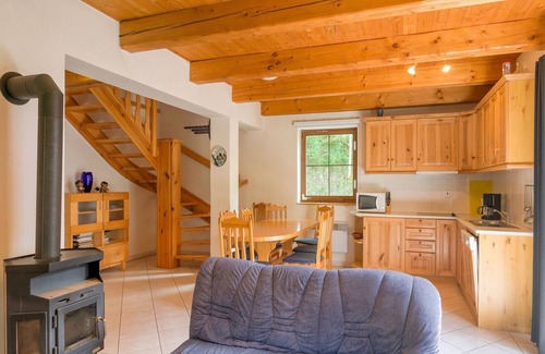 Rudnik u Vrchlabi House | Holiday Home in Javorník near Krkonose Park